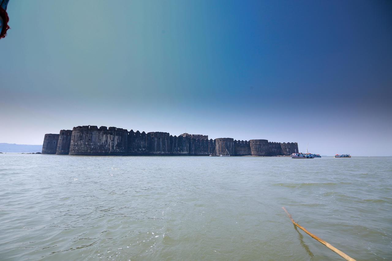 V Resorts Mahua Bagh Murud Nāndgaon Zewnętrze zdjęcie